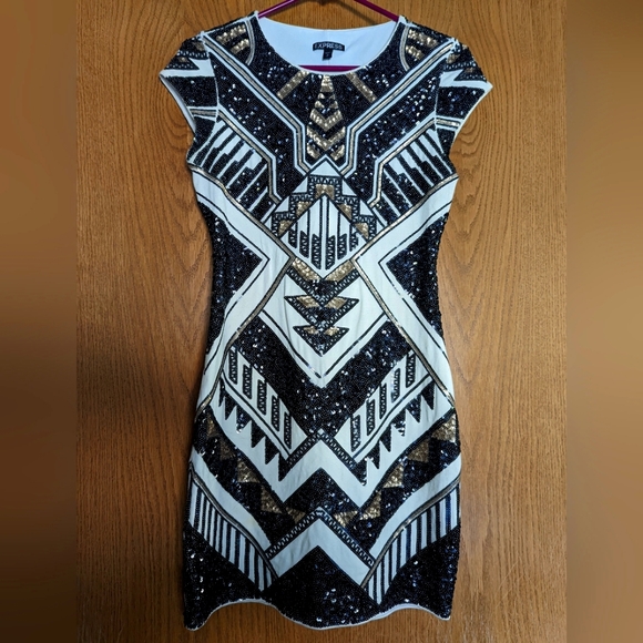 Sequin Express Dress - Picture 2 of 3